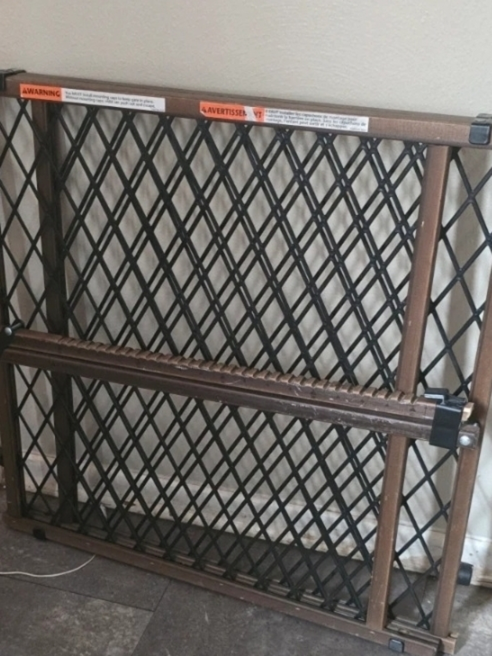 Expandable Safety Gate in Brown and Black